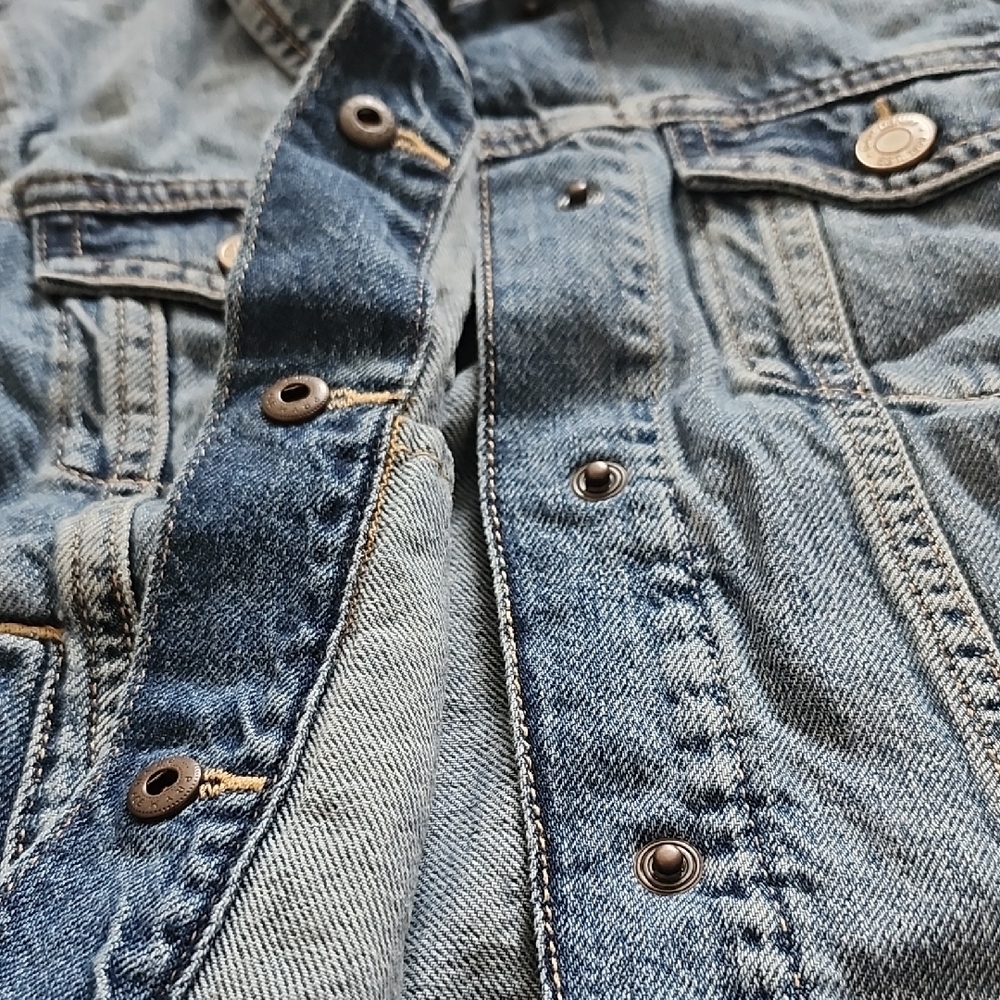 GAP Kids Classic Blue Jean Jacket - Picture 9 of 10